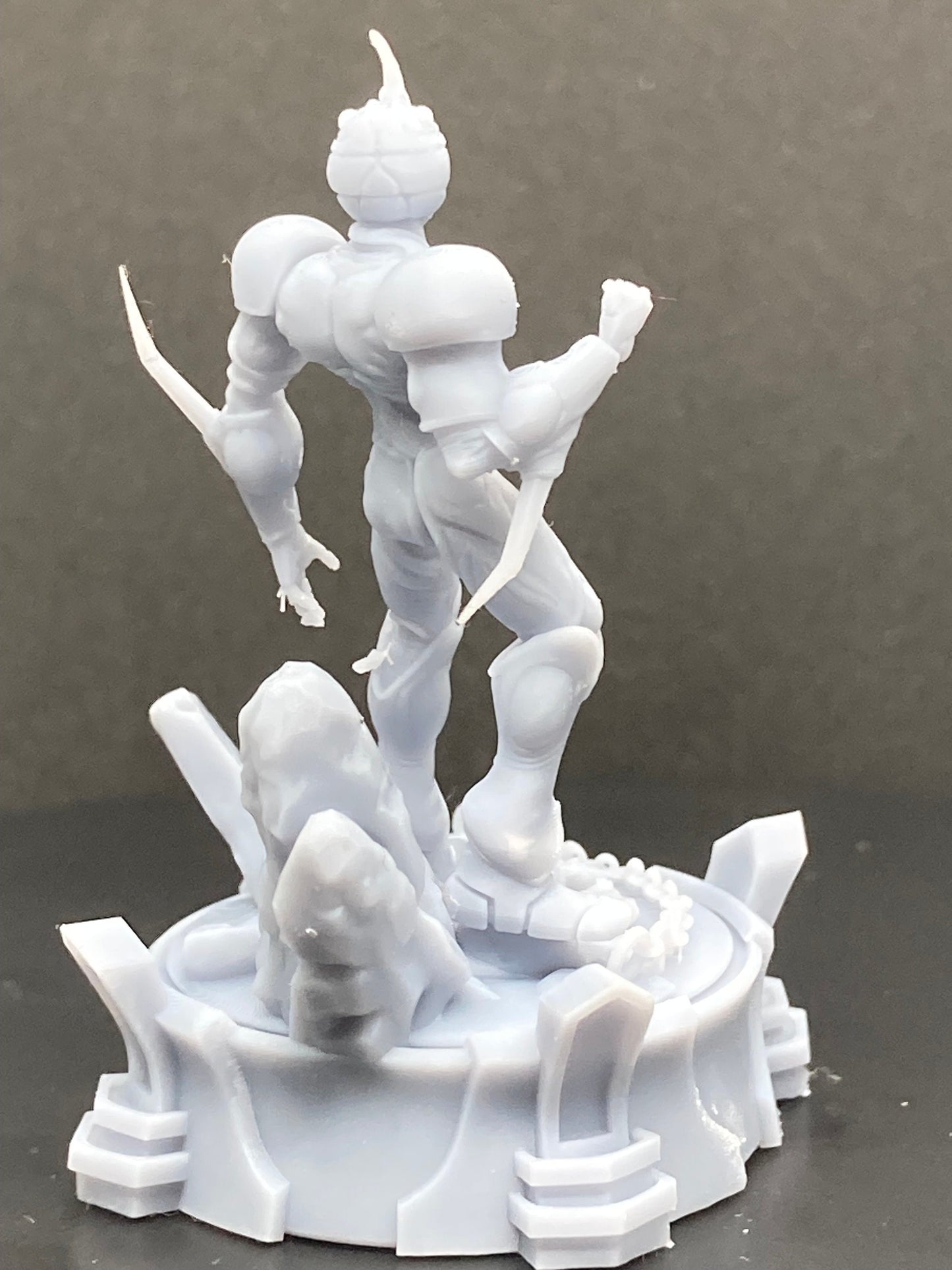 Cyberpunk, Bio Mechanical One Techno Organic Man 1 Guyver Miniature 32mm Figure - Papsikels RPG Gaming Model