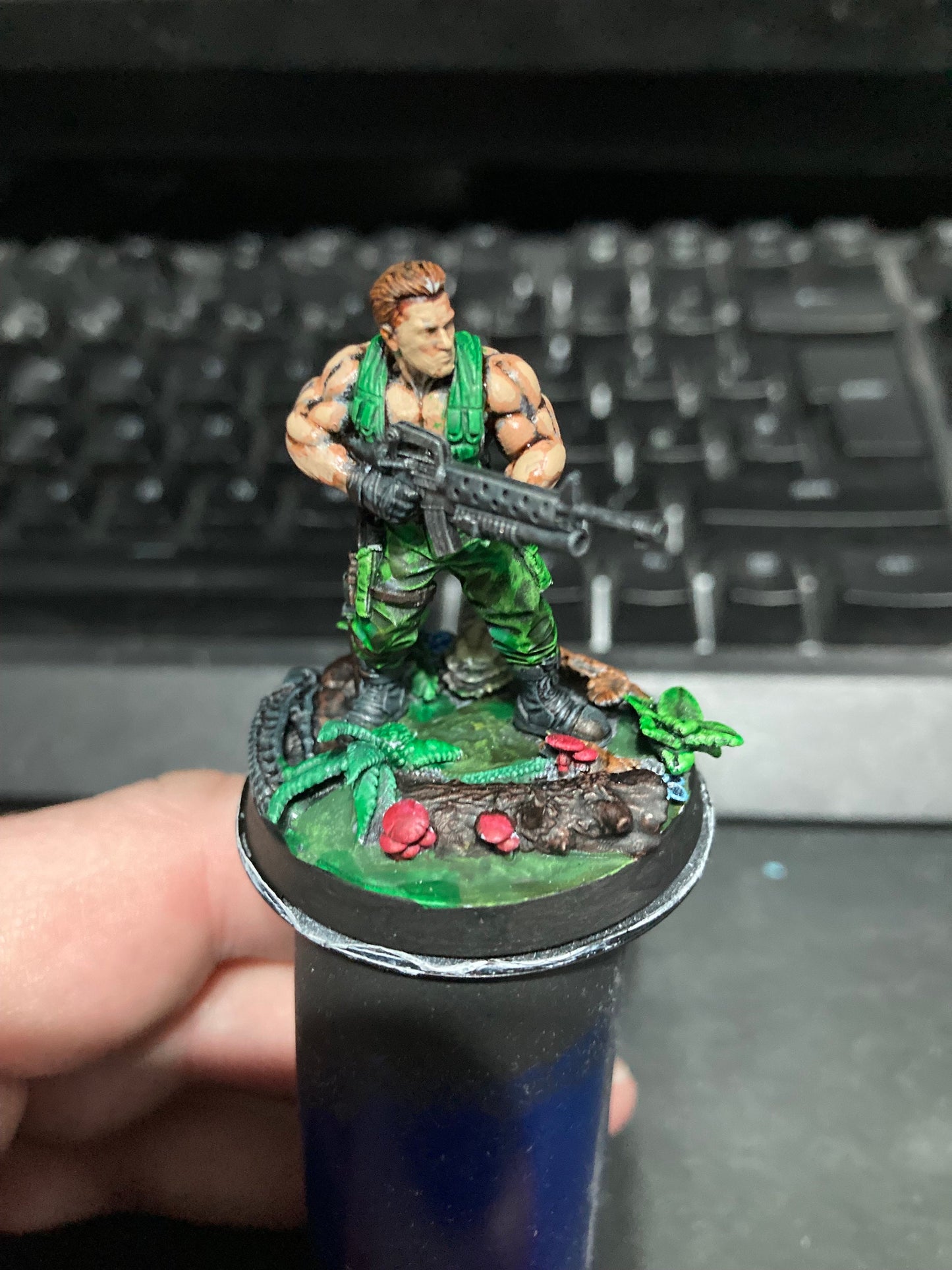 Colonial Anti-Hunter Miniature: Arnie Worcesternegger - 32mm Skull Hunters Figurine