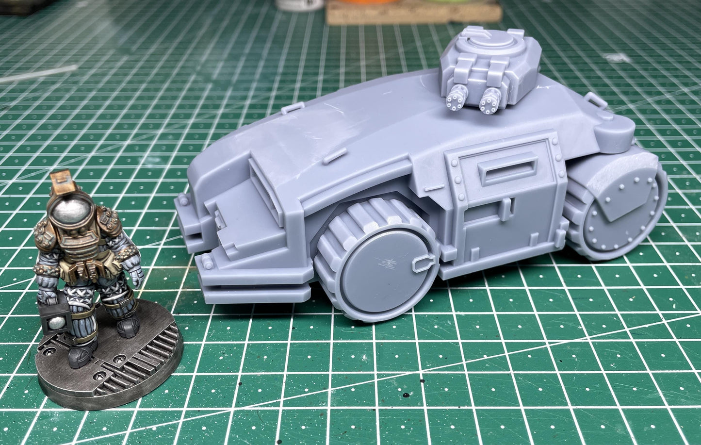 Cyberpunk Arc Whrellieck MK1 Miniature Figurine - Sculpted for RPG, Wargaming, TTRPG, Anime Enthusiasts