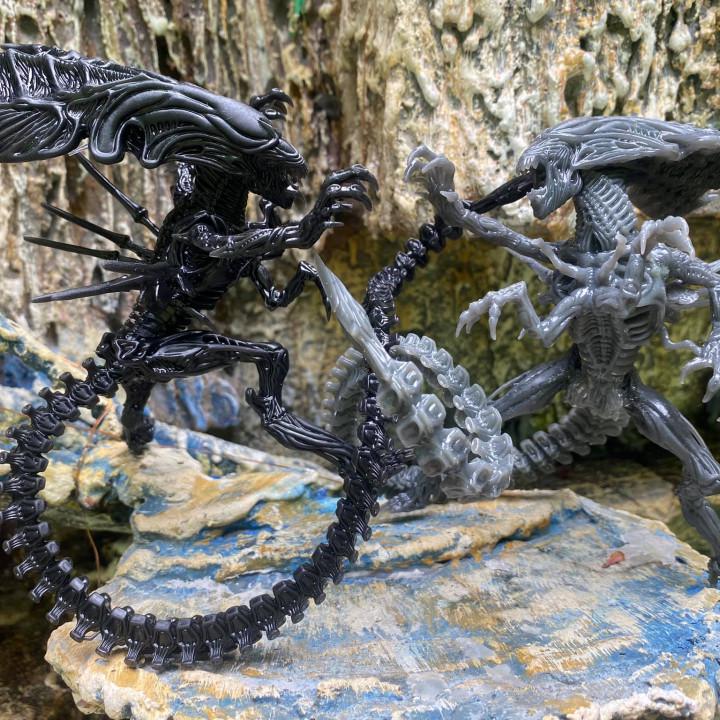 Xenomorph Xeno Brood Mother Resin Miniature for Sci-Fi Tabletop Gaming - Papsikels Alien Queen Figure