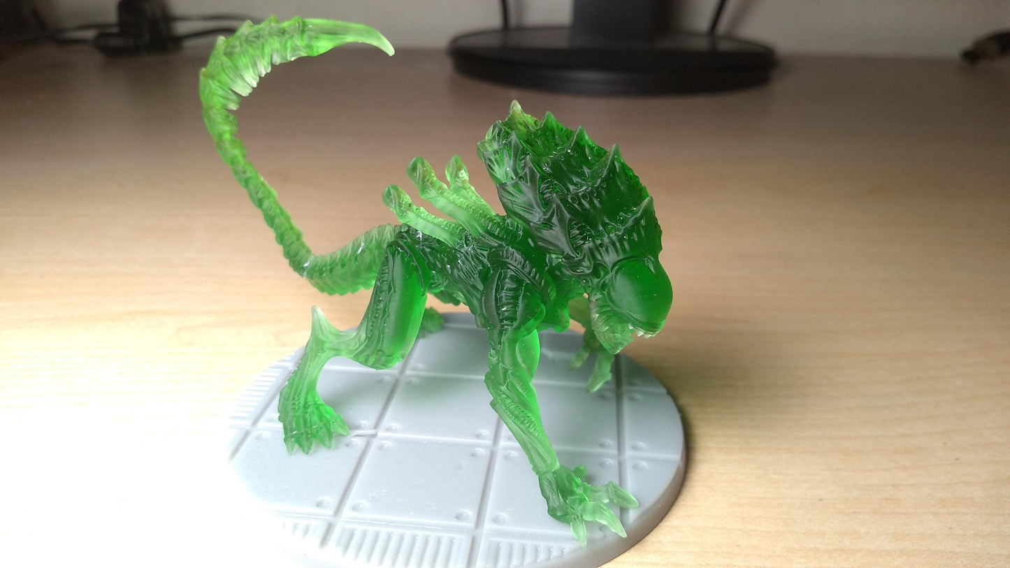 Xenomorph Xeno Brood Ripper Miniature: 32mm Papsikels Alien Figure for RPG, Tabletop Gaming & Collection