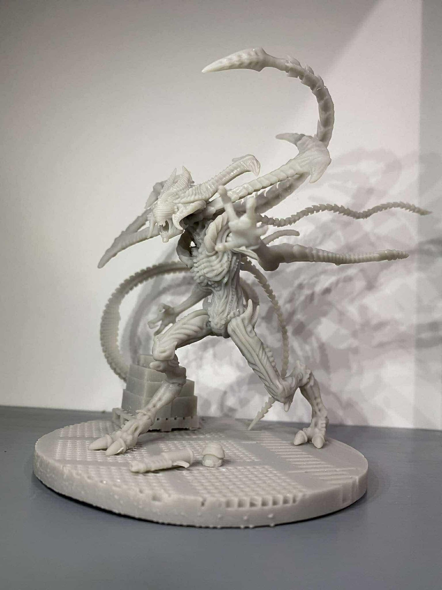 Xenomorph Diablo Resin Miniature: Papsikels Exclusive Alien Queen for TTRPG and RPG Tabletop Gaming