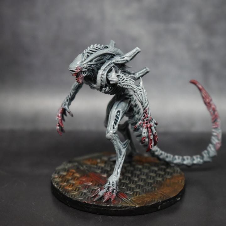 Xenomorph Royal Brood Horrors: 32mm Gigerian Miniature for Alien-Inspired RPG and Tabletop Gaming