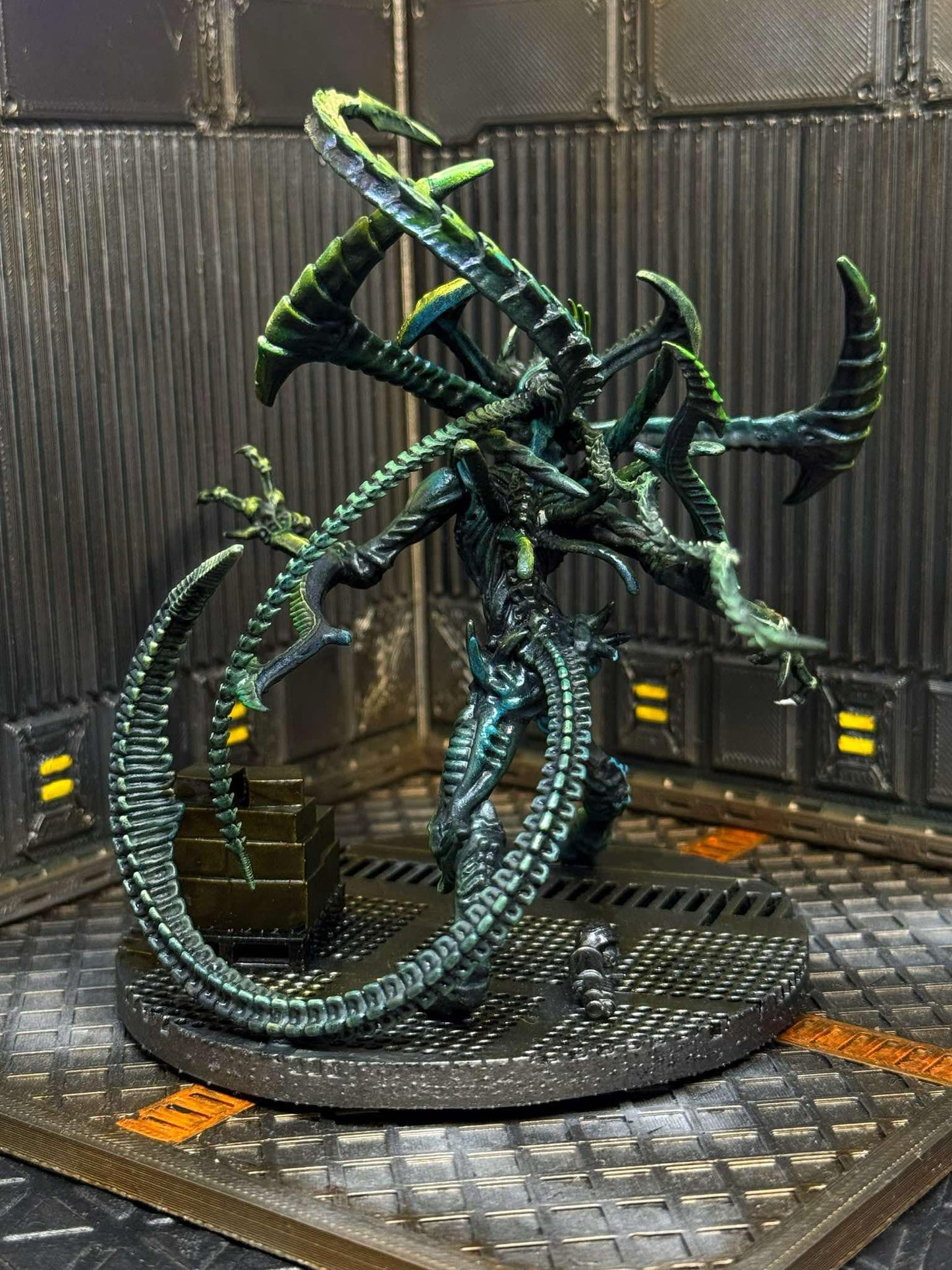 Xenomorph Diablo Resin Miniature: Papsikels Exclusive Alien Queen for TTRPG and RPG Tabletop Gaming