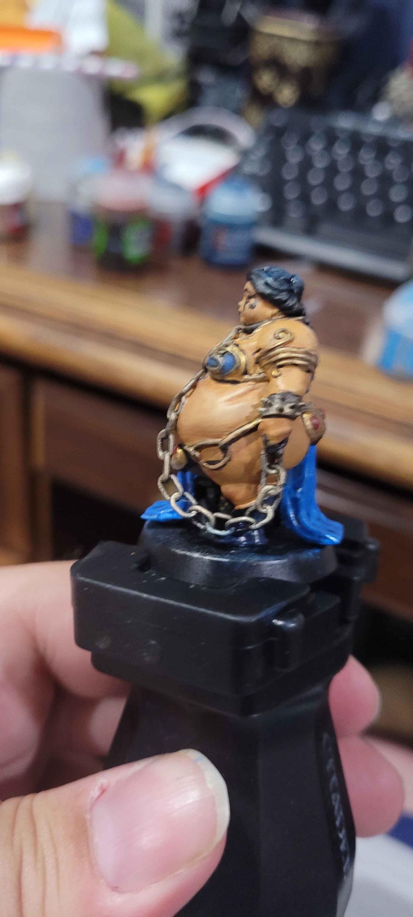 Cyberpunk Batchoy Gang Muse: Lady Sweet Mimosa Leia 32mm Miniature for RPG & TTRPG Gaming