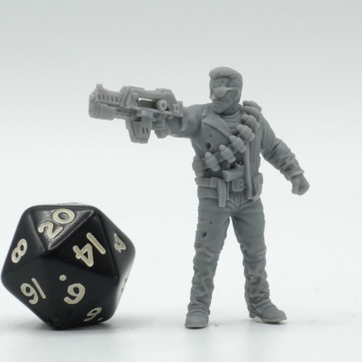 Cyberpunk Colonist Marine Cyborg Hero E-900 Exterminator Miniature 32mm Scale RPG Figurine