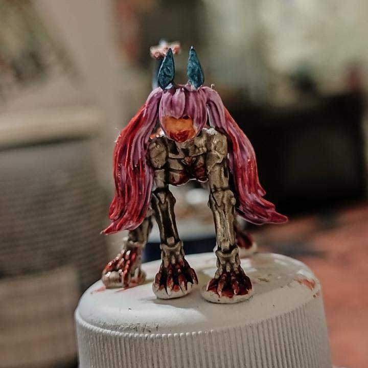 Cyberpunk Death Stalker Azura Miniature: 32mm/75mm Papsikels RPG Figure for Tabletop Gaming