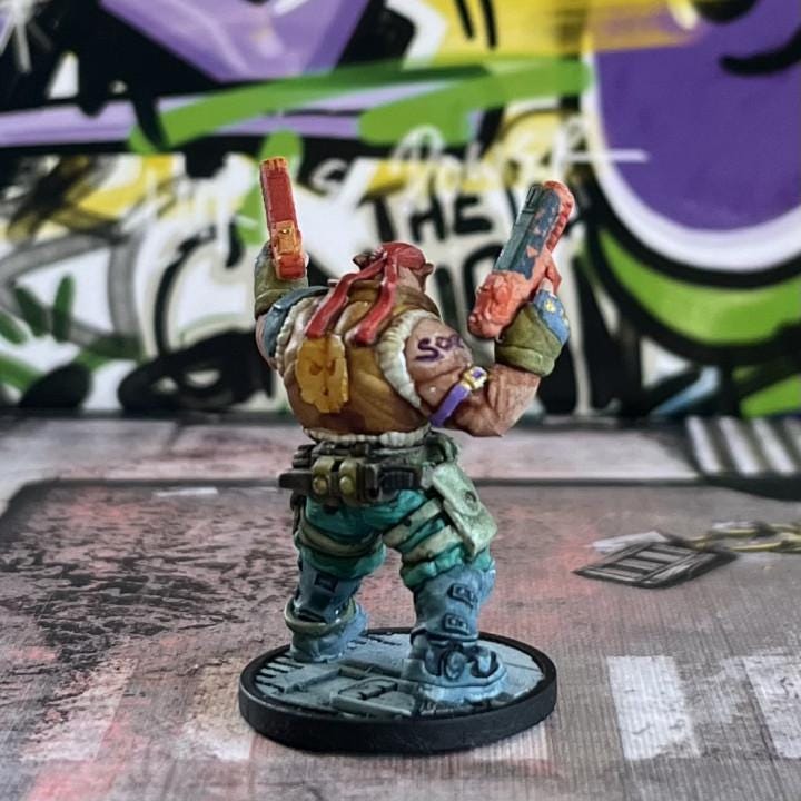 Ugok Rebel Sergio Duo Miniature: Sculpted 32mm Figure for Cyberpunk Wargaming, RPG, and TTRPG