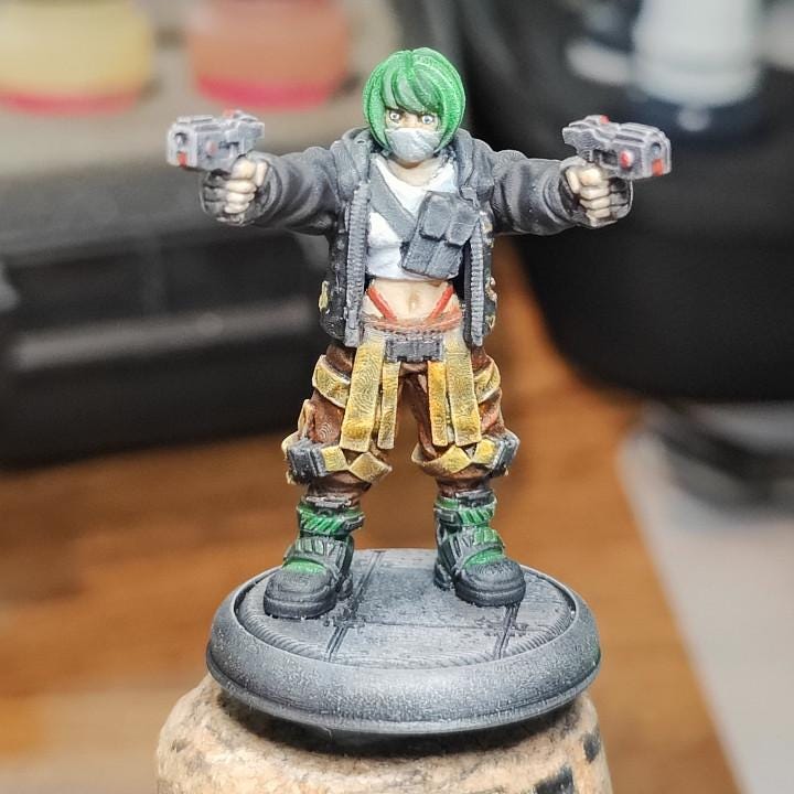 Quadro Kantos Gang: 32mm Resin Fantasy Miniature - Predator-Inspired Tabletop RPG Figurine