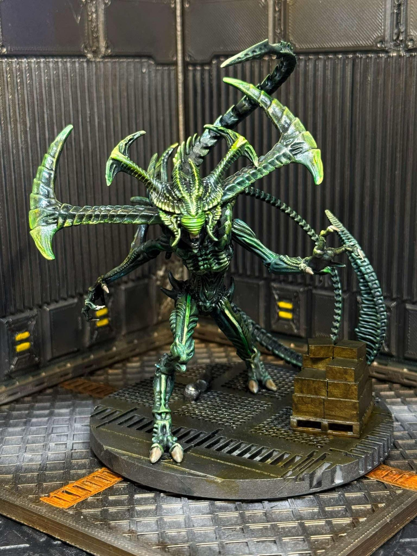 Xenomorph Diablo Resin Miniature: Papsikels Exclusive Alien Queen for TTRPG and RPG Tabletop Gaming