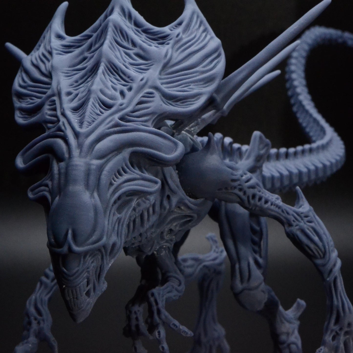 Xenowars Xeno Brood Grandmother Resin Miniature - Papsikels Alien Queen Figure for TTRPG and RPG Games