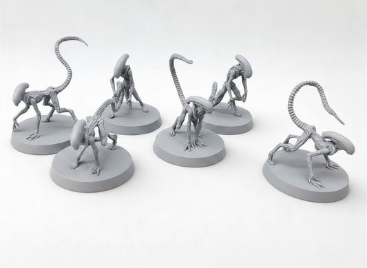 Alien Xeno Runners Resin Miniatures Papsikels