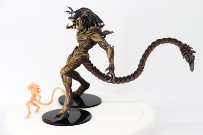 Aliens Predaliens Resin Miniatures Papsikels