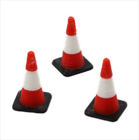 OO Scale Pre-Coloured Red and White Traffic Cone