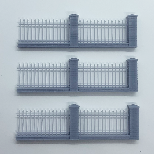 OO Scale Ready to Paint Brick Wall with Railings - Style 2 (3 pack)