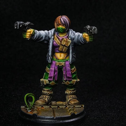 Quadro Kantos Gang: 32mm Resin Fantasy Miniature - Predator-Inspired Tabletop RPG Figurine