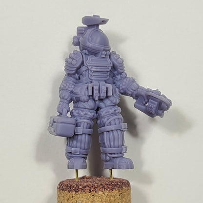 Colonial Space Explorer XB-MA-RI-A | Papsikels | 3D Printed Miniature |  32mm Miniatures