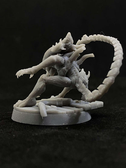 Aliens Vs Humans - That Thing - Xeno Cerberus, Papsikels, 32mm Mini