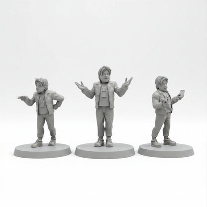 KPop Demon Hunters fanart Idol Demon Hunter Manager Papsikels resin miniatures on white background