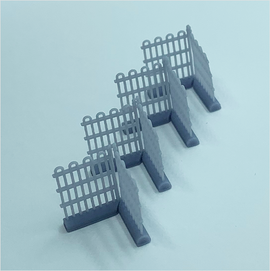 OO Scale Ready to Paint Metal Railings - Loop Top - Corner (8 piece)