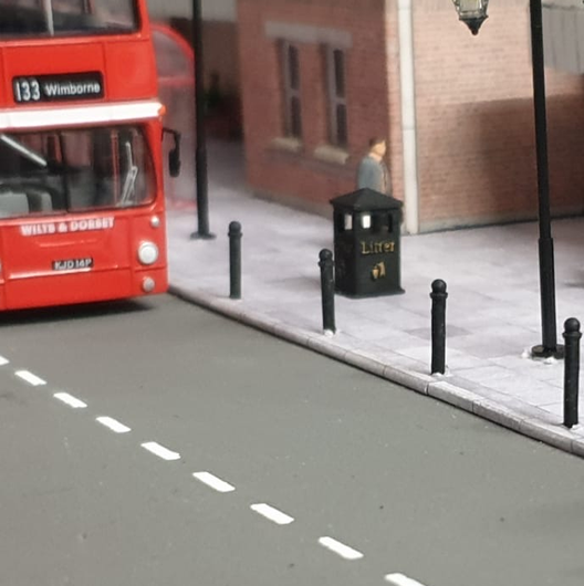OO Scale Ready to Paint Slim Metal Bollard (10 pack)